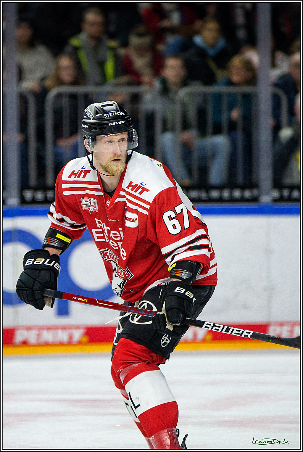 PENNY DEL; Koelner Haie- Schwenninger Wild Wings; Koeln, 06.12.2022